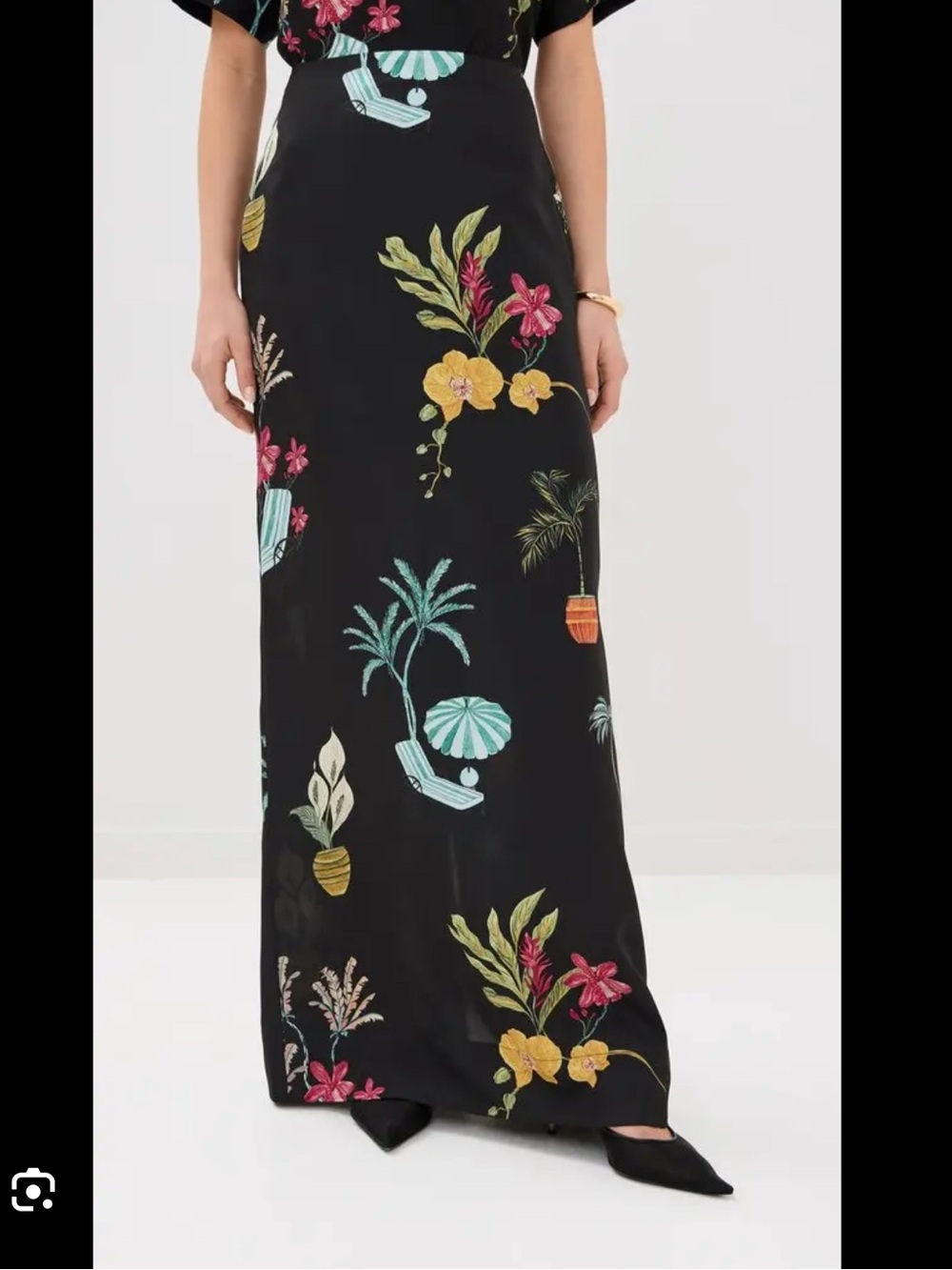 ISLA & WHITE Aretha Floral Print Silk Maxi Skirt Black Botanical